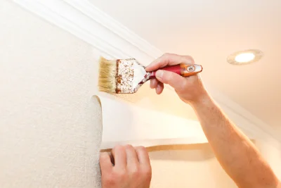 Pose de papier peint à Ève — revêtements muraux et toiles de verre